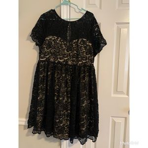 Torrid lace midi dress